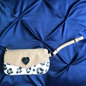 XOX BETSEY handbag